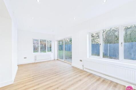 Moat Bank, Bretby (17).jpg