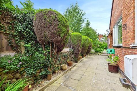 York Close, Midway (21).jpg