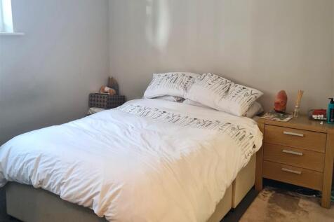Bedroom.jpg