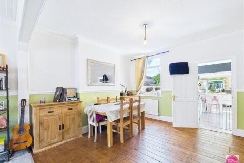 Outwoods Street, Burton on Trent (10).jpg