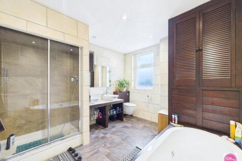 Outwoods Street, Burton on Trent (25).jpg