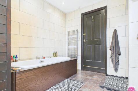 Outwoods Street, Burton on Trent (27).jpg