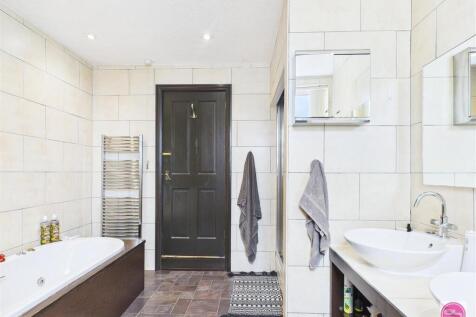 Outwoods Street, Burton on Trent (28).jpg