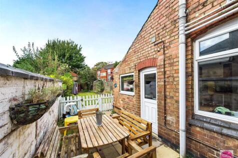 Outwoods Street, Burton on Trent (6).jpg