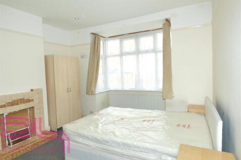 Heathdale Bedroom 1.jpg