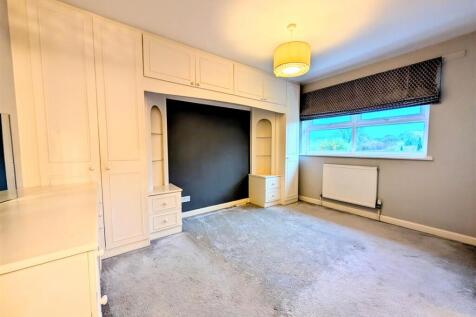 bedroom 1 1 edit.jpg