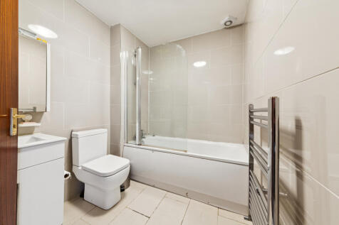 Flat 5 Jasmine Court, 102 Alexandra Road, London, 