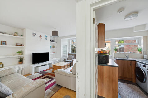 75 Cobham Avenue, New Malden, KT3 6ER (7)