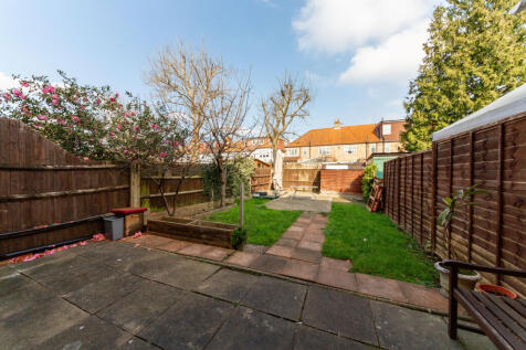 75 Cobham Avenue, New Malden, KT3 6ER (1)