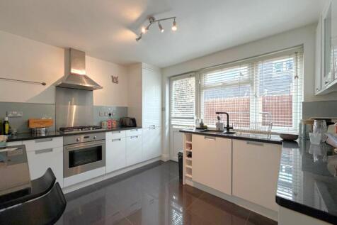 PHOTO-2025-10-31-13-17-28