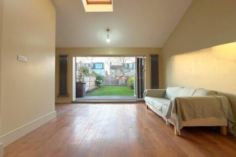 PHOTO-2025-11-27-09-35-35 (2)