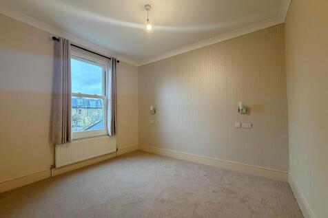 PHOTO-2025-11-27-14-57-09 (2)