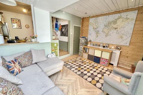 Property Image 9