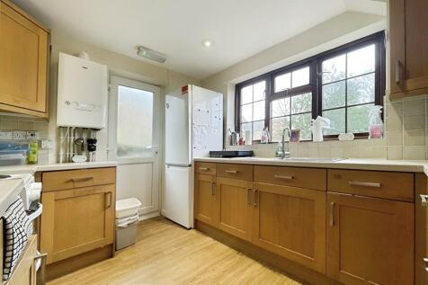 505d90d1-Kitchen