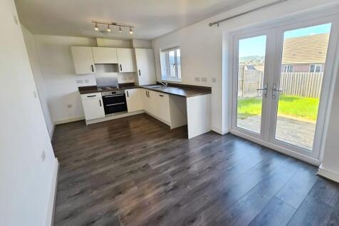 8585cfbf-Kitchen3