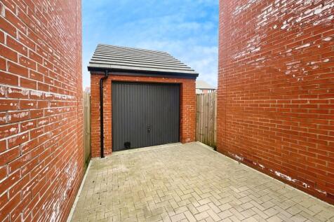 b9252b4e-garage