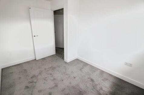 ad0ddcfe-bedroom ...