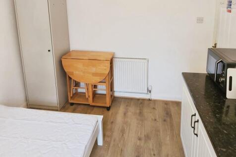 Kitchen and dinin...