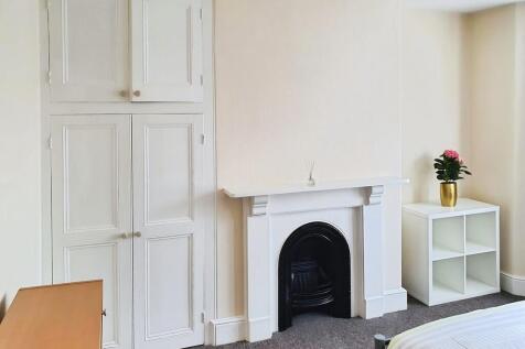 34fefde3-Bedroom ...
