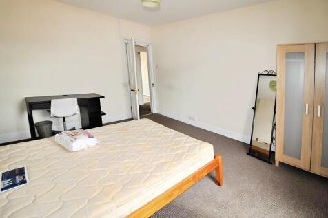 b2f31155-Bedroom ...