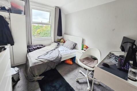 fb3fd54c-Bedroom ...