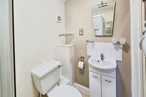 16516b02-un 20sui...