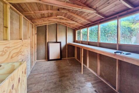 75096499-Inside 2...