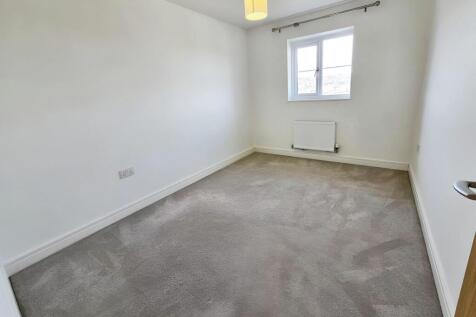 18b362b5-bedroom ...