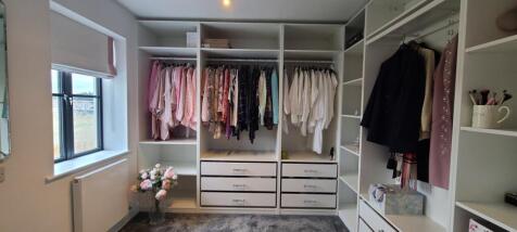 Dressing Room .jpg