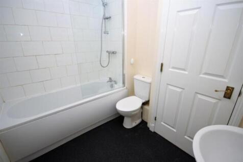Bathroom.jpg