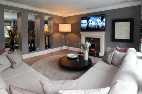 9 Living Room-2.jpg