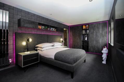 12 Bedroom-2.jpg