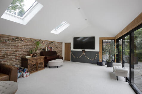 Dining/Family Room