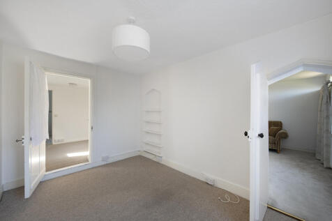 Bedroom/Reception