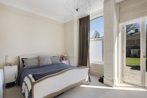 Prinicpal Bedroom