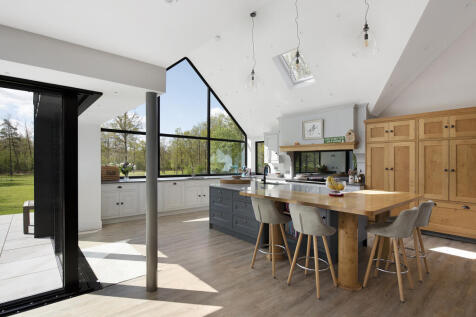 Kitchen/Dining