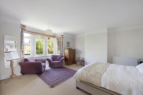 Prinicpal Bedroom