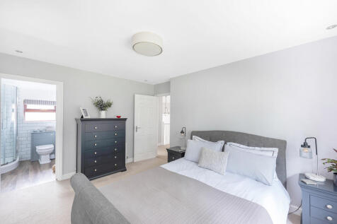Prinicpal Bedroom