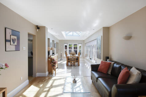 Dining /Family Room