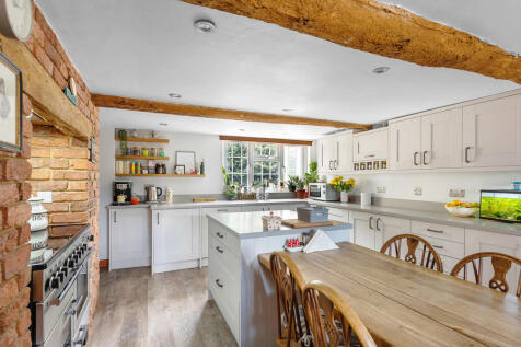 Kitchen/Breakfast
