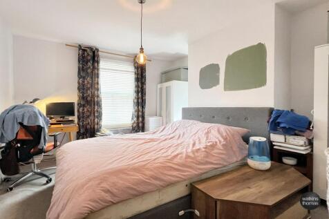 bed 1