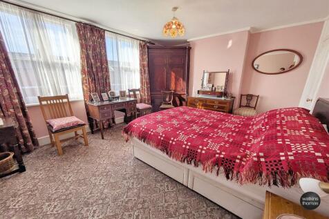 bed 1