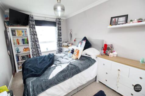 bed 1