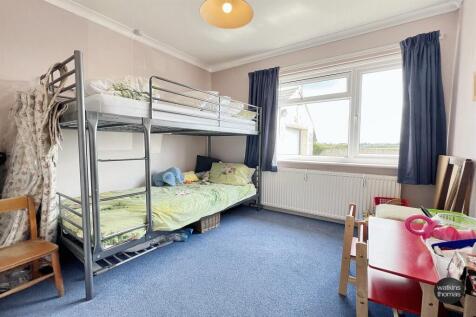bed 3