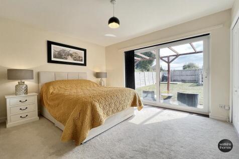 bed 1