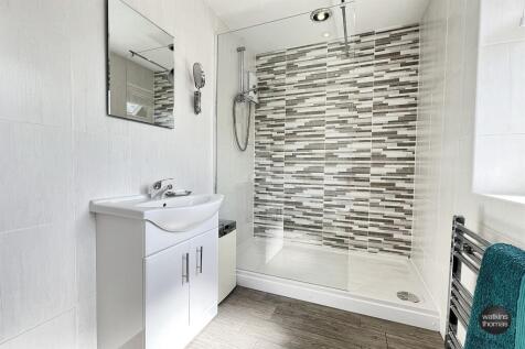 Ensuite Shower Room 