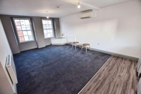 Lounge/Kitchen
