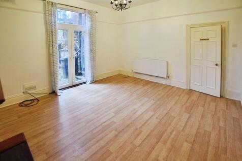 Reception Room/Bedroom