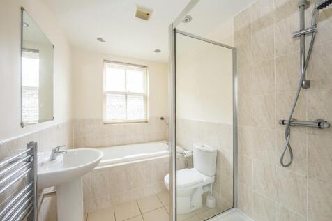 Bathroom 01