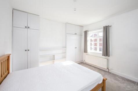 Bedroom 1 - 01